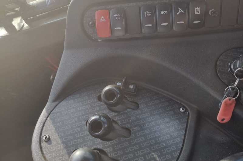 OmecoHub - Immagine JCB 437HTT4